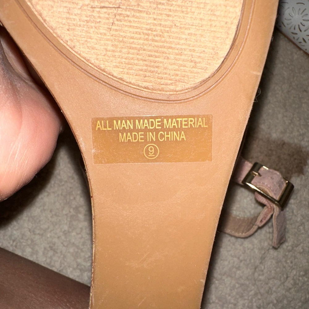 Wedge - Picture 2 of 2